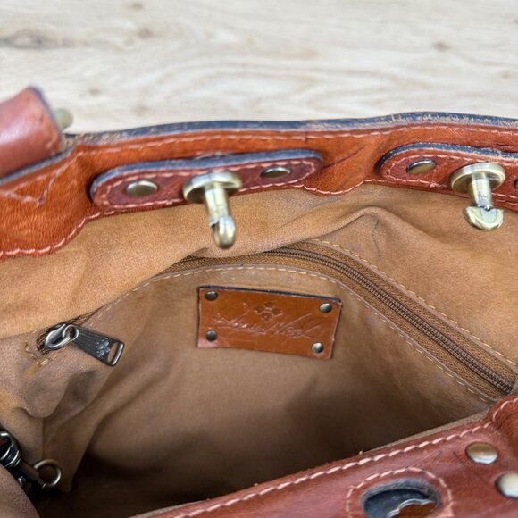 Patricia Nash Tooled Leather Shoulder Bag Brown Floral Brass Toggle Close - Picture 9 of 16